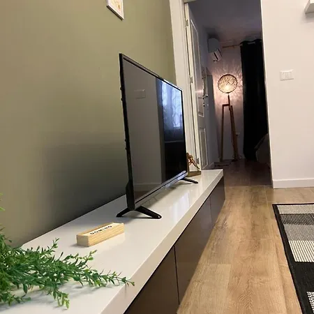 New Bazaar Cane 3 Apartment *