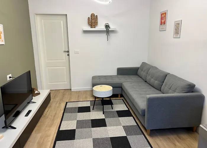 Apartment New Bazaar Cane 3